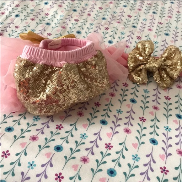 Pink and gold sequence bloomers and headband - Picture 2 of 3